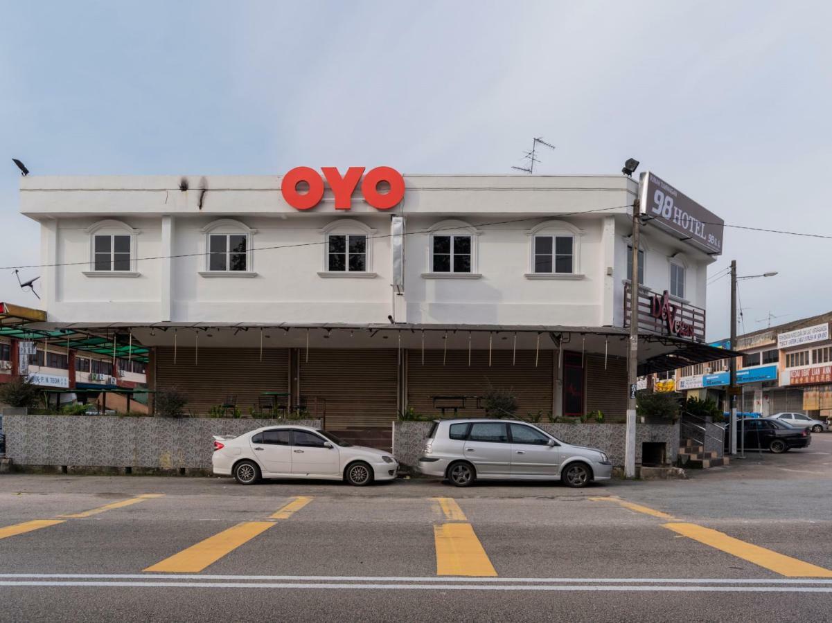 Oyo 44026 98 Hotel Τζόχορ Μπάχρου Εξωτερικό φωτογραφία