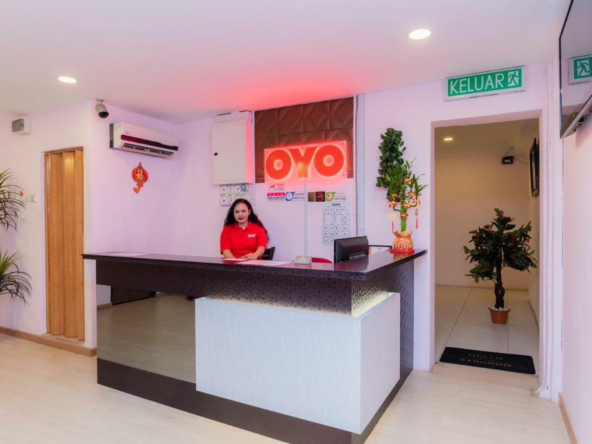 Oyo 44026 98 Hotel Τζόχορ Μπάχρου Εξωτερικό φωτογραφία